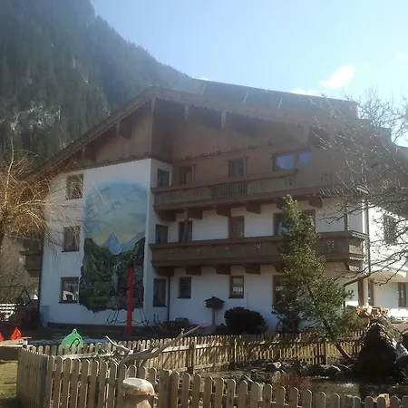 Landhaus Brugger Apartment Hollenzen