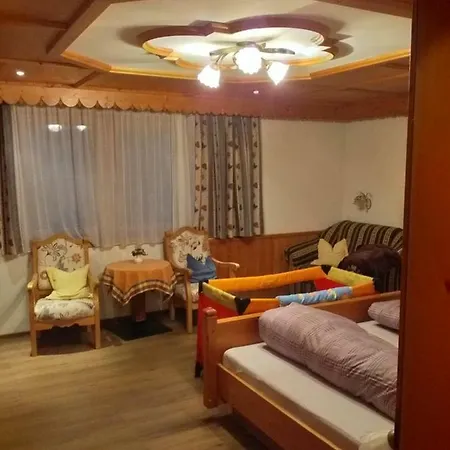 Landhaus Brugger Apartment Hollenzen